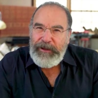 VIDEO: Mandy Patinkin Presents Benjamin Franklin Category on JEOPARDY!