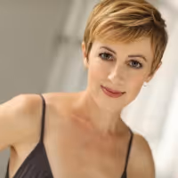 Just in! Kate Wetherhead Joins THE DEVIL WEARS PRADA Musical as Co-Book Writer
