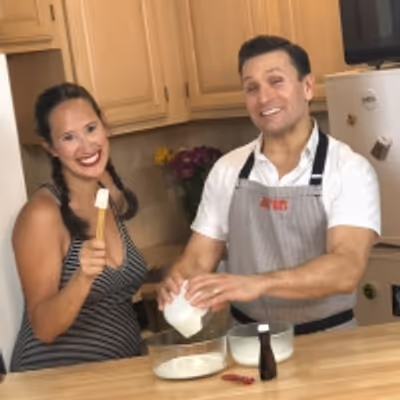 Backstage Bite with Katie Lynch: JERSEY BOYS's Aaron De Jesus Hits The High Note With Cherrie Panna Cotta!