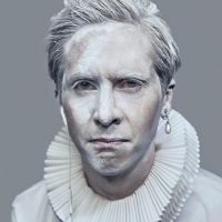 MEDIOCRE WHITE MALE To Play At The King's Head Theatre This Summer, 15 August – 2…