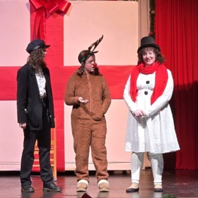 Review: HOLIDAY SPECTACULAR at Conway High School
