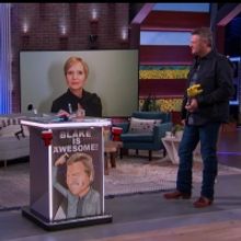 VIDEO: Kelly & Blake Shelton Play GOLDEN GIRLS Trivia on THE KELLY CLARKSON SHOW