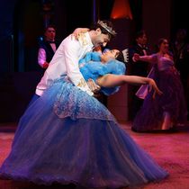 Review: A Lovely Night at Beef & Boards with RODGERS & HAMMERSTEIN'S CINDERELLA