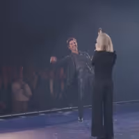 Video: Neil Diamond FaceTimes Into THE NEIL DIAMOND MUSICAL: A BEAUTIFUL NOISE… Video
