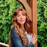 Country Artist And Guinness World Record Joy Chapman Releases 'Could've Been Yes'