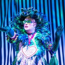 Review: GALLUS IN WEEGIELAND, Tron Theatre