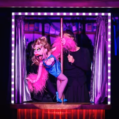Review Roundup: AVENUE Q Returns to The West End
