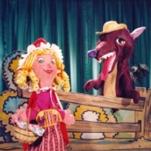 Puppetworks Reopens With LITTLE RED RIDING HOOD