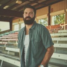 Jordan Davis Joins 2025 Gulf Coast Jam Lineup