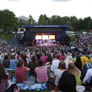 Review: Lauren Alaina Kicked Off the SCERA Shell Season