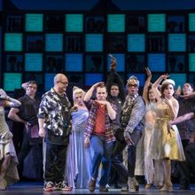 MRS. DOUBTFIRE to Play The Fisher Theatre in November