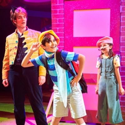 Review: PETE THE CAT at First Stage