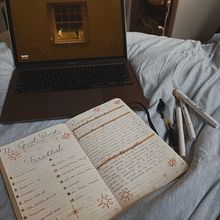 Student Blog: Noah Kahan’s “The Great Divide” is Taking Over My Brain
