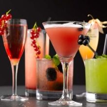 MOM Loves Wine and Spirits