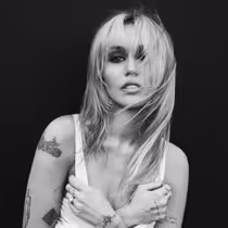 Miley to Release New Album BASS PERSUADES, Play Hollywood Bowl