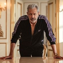 Photos/Video: Netflix Releases New Trailer and First Look Photos for KAOS