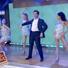 Video: Jonathan Groff Performs 'Splish Splash' From JUST IN TIME