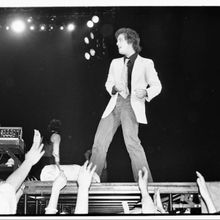 BILLY JOEL: AND SO IT GOES Documentary Sets HBO Premiere