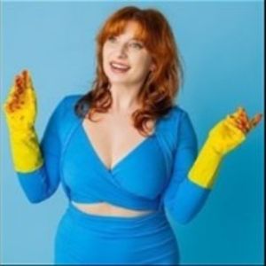 EDINBURGH 2025: Review: ROBYN REYNOLDS: WHAT DOESN'T KILL YOU, Snug Bar At Assembly Roxy