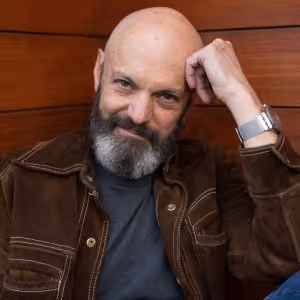 Geoffrey Cantor Steps In For Karen Carpenter as Director of OCTOBER 7