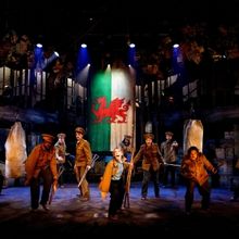 Review: PRIVATE JONES at Signature Theatre