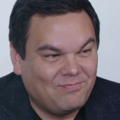 VIDEO: FROZEN Composers Robert Lopez and Kristen Anderson-Lopez Test Their Disney Tune Knowledge