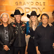 SWITCHFOOT to Make Grand Ole Opry Debut With Lainey Wilson Duet