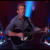 VIDEO: Dennis Quaid Sings 'America, I Love You, Too' on THE KELLY CLARKSON SHOW Video