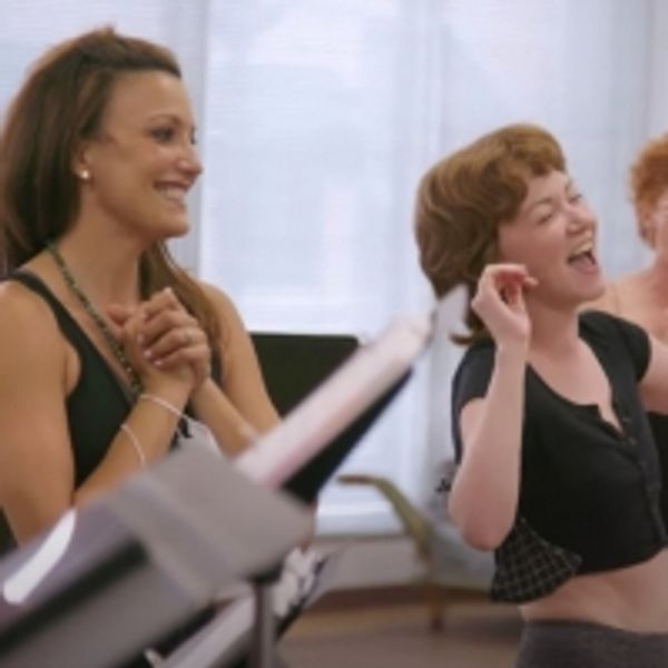 VIDEO: FROZEN National Tour Cast Sings 'For the First Time in Forever' in Rehearsals - Chicago Theater Video