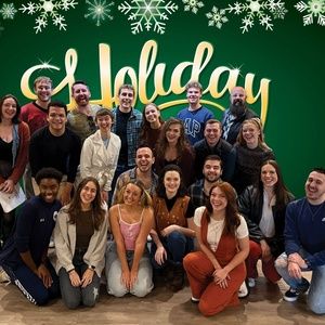 Review: HOLIDAY INN at Dutch Apple Dinner Theater