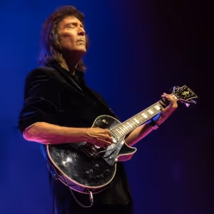 Interview: Steve Hackett of GENESIS GREATS, LAMB HIGHLIGHTS & SOLO WORKS” at…