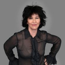 Interview: Kathy Valentine of HEAD OVER HEELS at ZACH Theatre