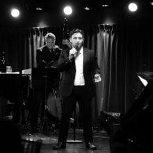 BWW Review: NICOLAS KING: HINDSIGHT IS 2020 is a Joy From Start to Finish at The Gree