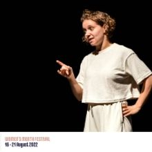 Review: Sophie Joans is hilarious and captivating in ÎLE