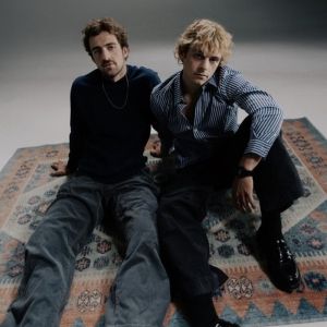 The Driver Era Unveil New Single 'You Keep Me Up at Night'