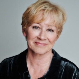 Interview: 'It's Been Harder Than I Thought": Actor Lindsey Coulson On Returning To T