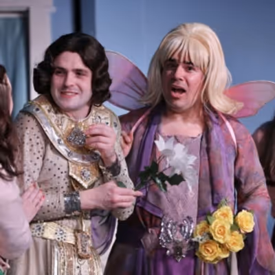 Review: LEADING LADIES at Murry's Dinner Playhouse