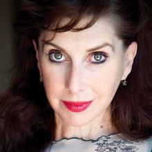 Susie Lindeman Celebrates Iconic Sarah Bernhardt In Anniversary Show SARAH