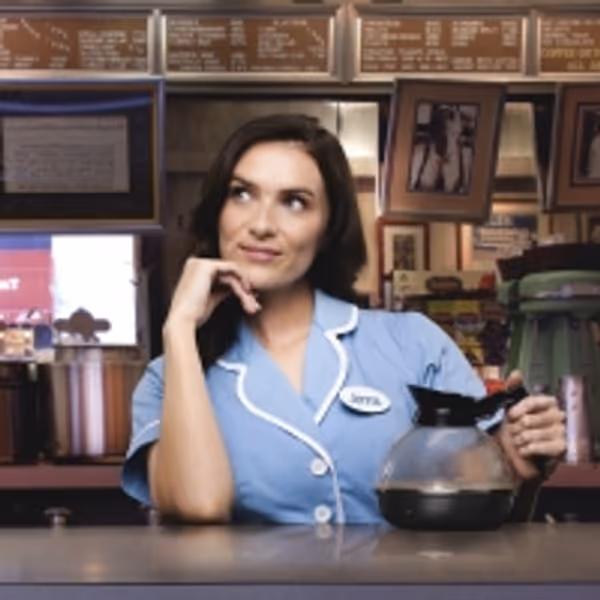 Chelsea Halfpenny Will Lead the Cast of the WAITRESS UK and Ireland Tour in 2022 Photo