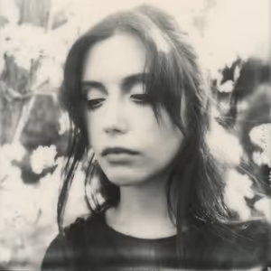 Rising Artist Jean Ryden Unveils New Single 'Parallel Universe'