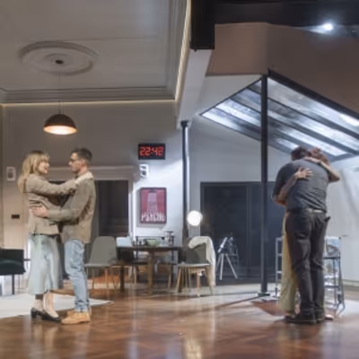 Review: 2:22 A GHOST STORY is an Ode to Imagination, Helsinki City Theatre