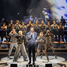 Review: JUST FOR ONE DAY, Shaftesbury Theatre