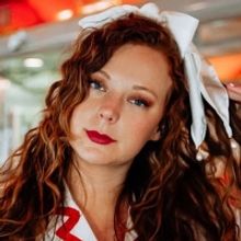 VIDEO: Kaitlin Butts Unveils New Visualizer Series for 'What Else Can She Do'