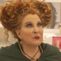 Review Roundup: Bette Midler, Sarah Jessica Parker & More Return For HOCUS POCUS 2…