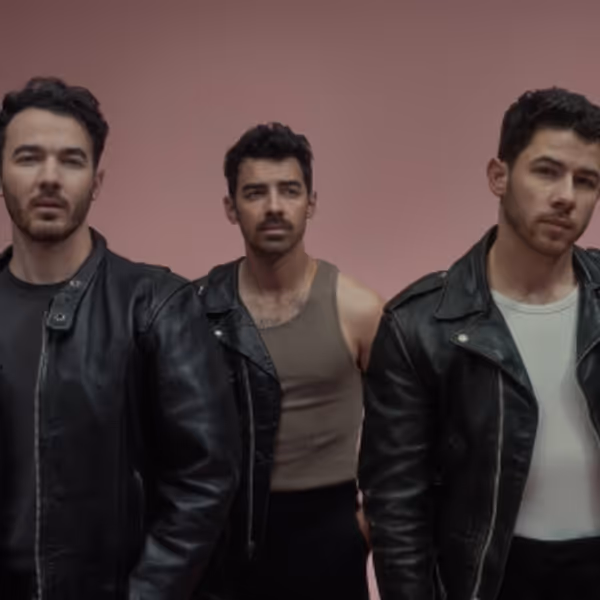 Listen: Jonas Brothers Release New Album 'Greetings From Your Hometown' Photo