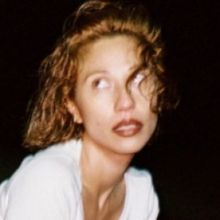 Tei Shi Announces New Album 'Valerie' and Tour With New Single