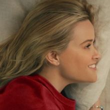 YOUR PLACE OR MINE Starring Reese Witherspoon & Ashton Kutcher Now Streaming on Netfl