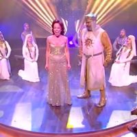 Video: Watch SPAMALOT Perform 'Find Your Grail' on THE VIEW Video