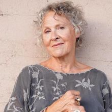 Julie Christensen to Release DON'T YOU PUSH Single and Video