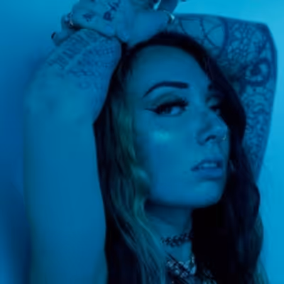 Kle&oslash;patra Drops New Bass-House Single 'Drop The Top'